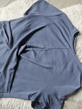 Ardene Steel Blue Twist Front Crop Top – Soft Stretchy Trendy Tee 💙 XL